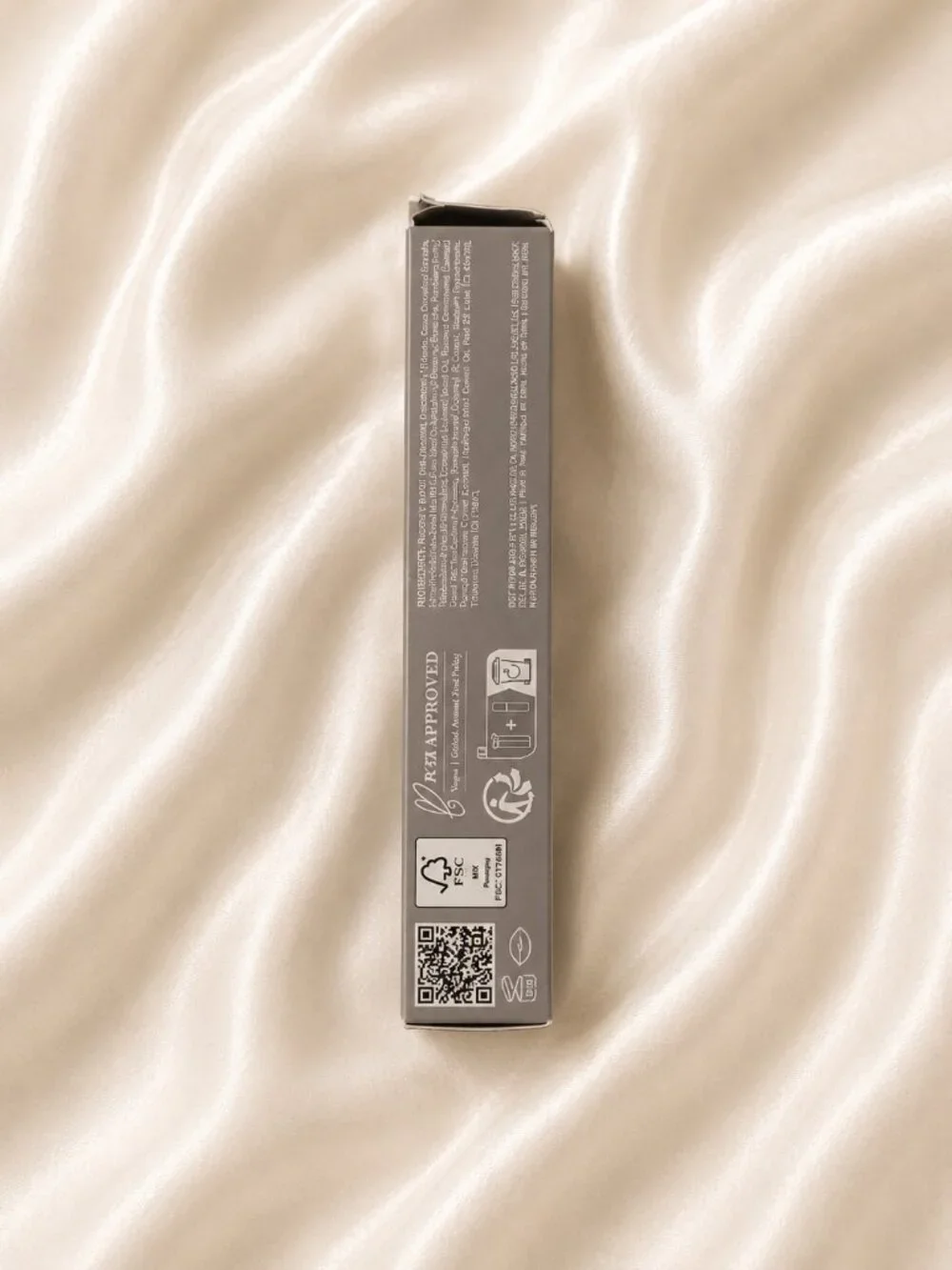 r.e.m. beauty Essential Drip Glossy Balm Strawberry Soda Lip Gloss